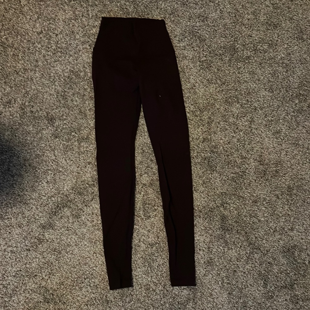Lululemon wonder under size 2 maroon